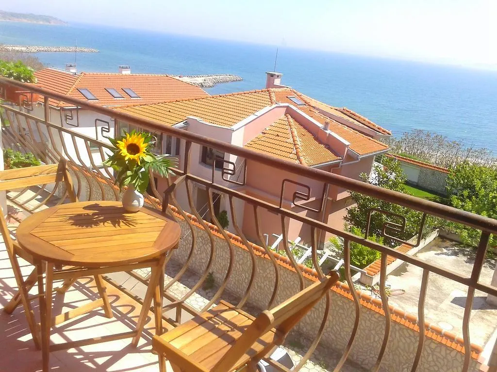 Apartment Sea View Бургас